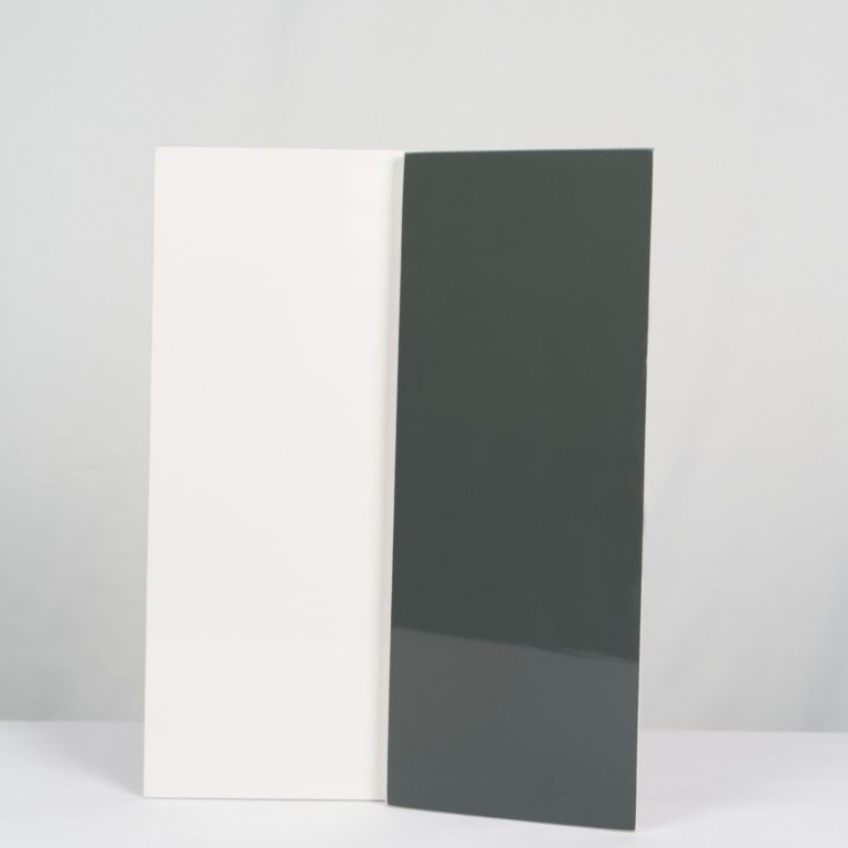 Mineralguss Duschrückwand
